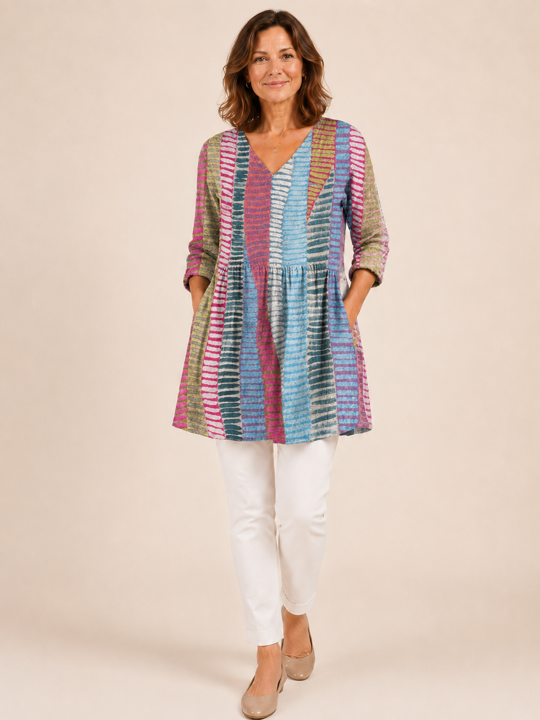 Anais | Long Blouse with V-Neck