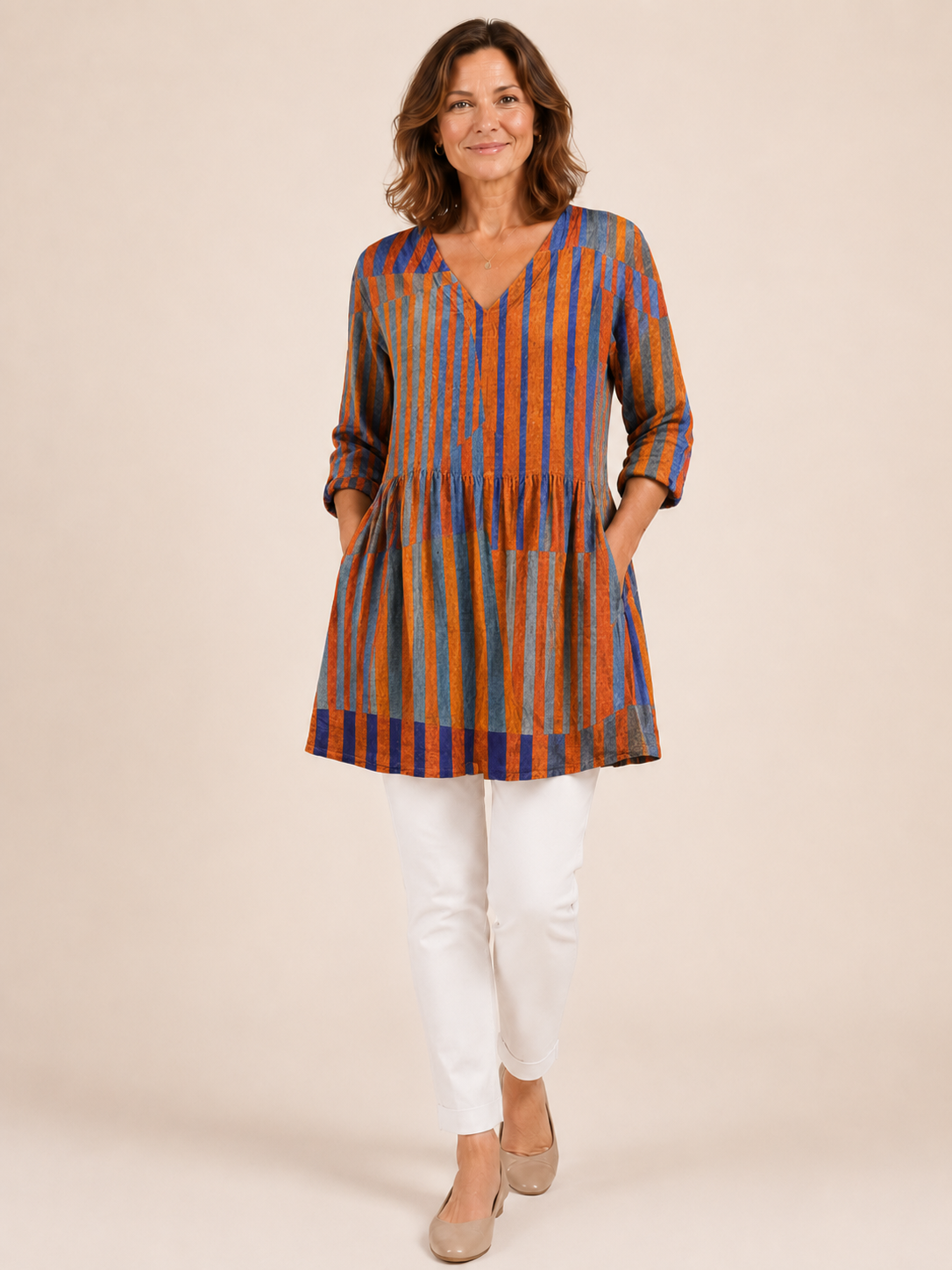 Nadia | Long Blouse with V-Neck